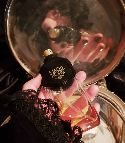 Fragrant Awakening - Perfume Reviews Lilith & Eva